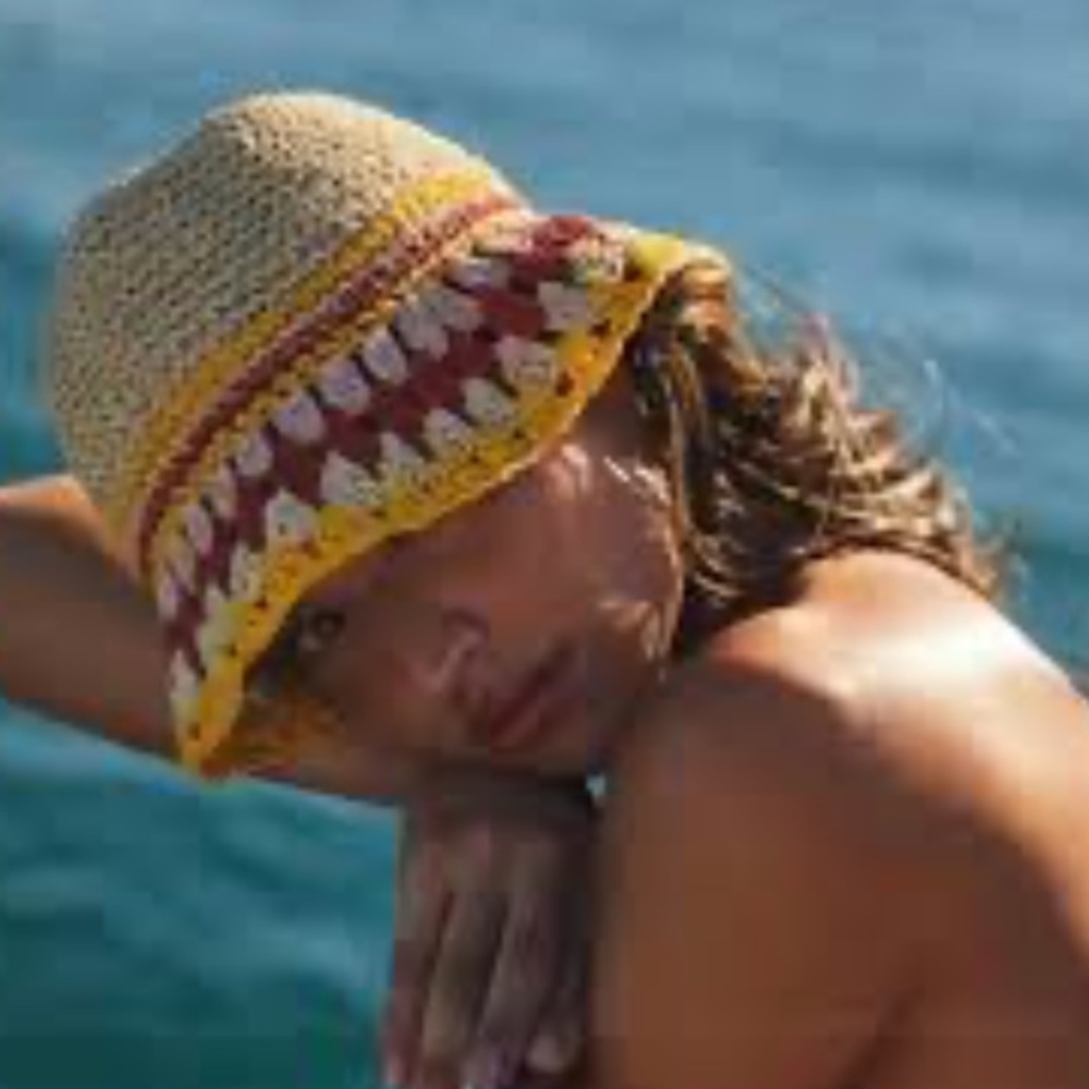 Agua bendita hat straw paper new without tags one size